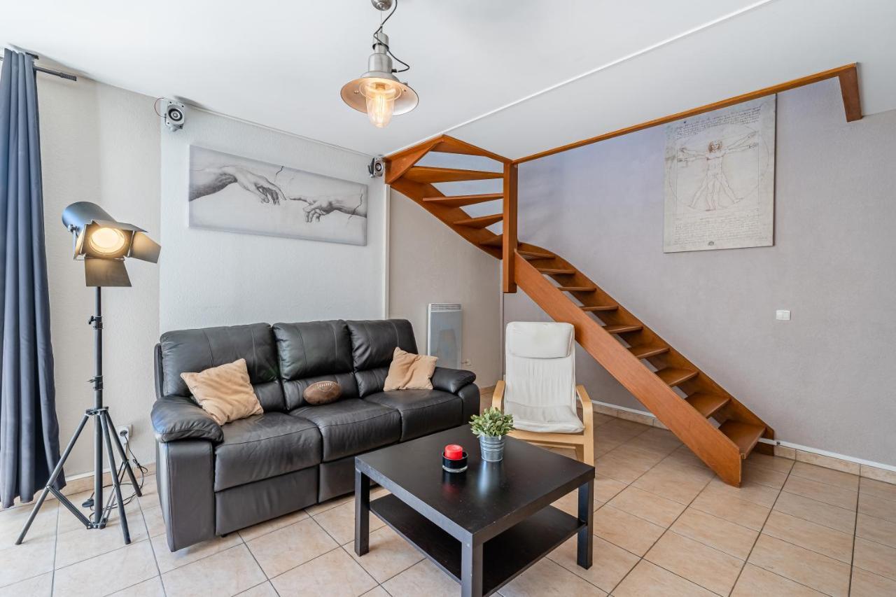 La Joliette; Duplex 2 Chambres, Parking Inclus+ Terrasse+ Ascenseur Marseilles Buitenkant foto