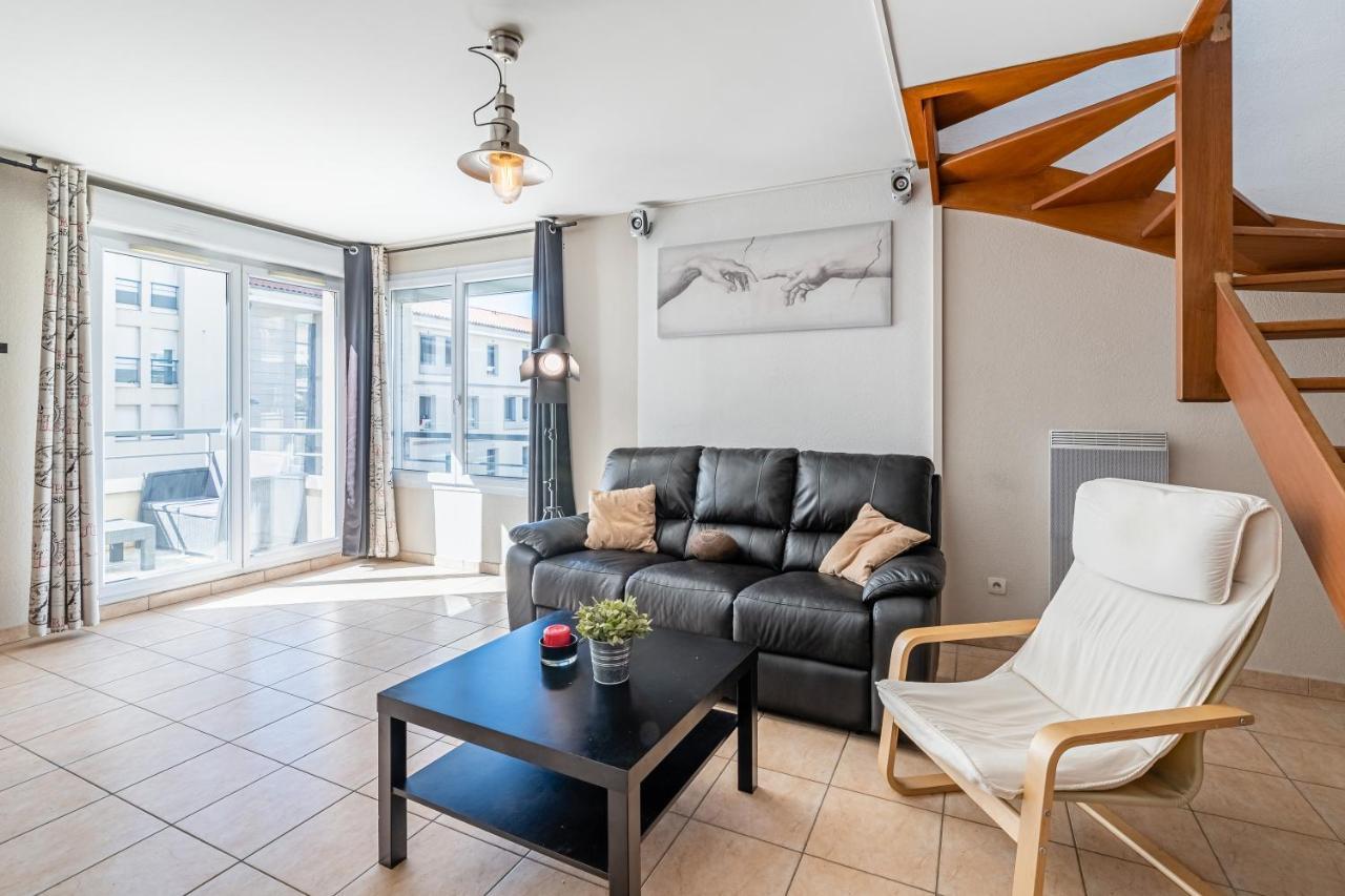 La Joliette; Duplex 2 Chambres, Parking Inclus+ Terrasse+ Ascenseur Marseilles Buitenkant foto