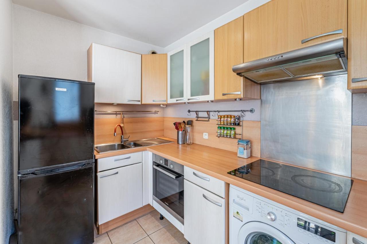 La Joliette; Duplex 2 Chambres, Parking Inclus+ Terrasse+ Ascenseur Marseilles Buitenkant foto